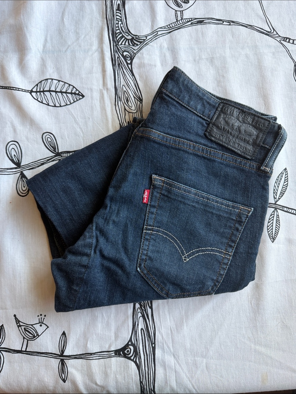 Levi's 512 men’s Dark Indigo Jeans 30x32